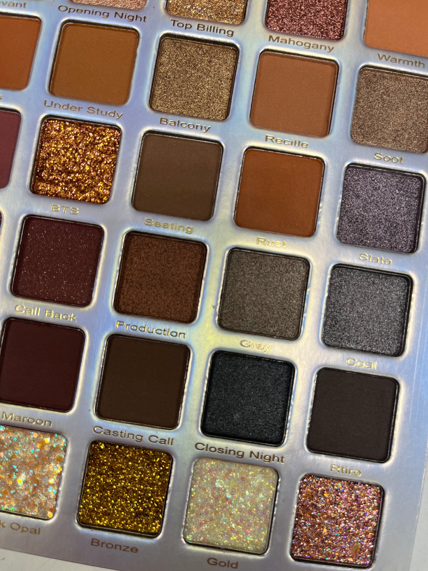 Malibu glitz eyeshadow/ 88 color beauty palette