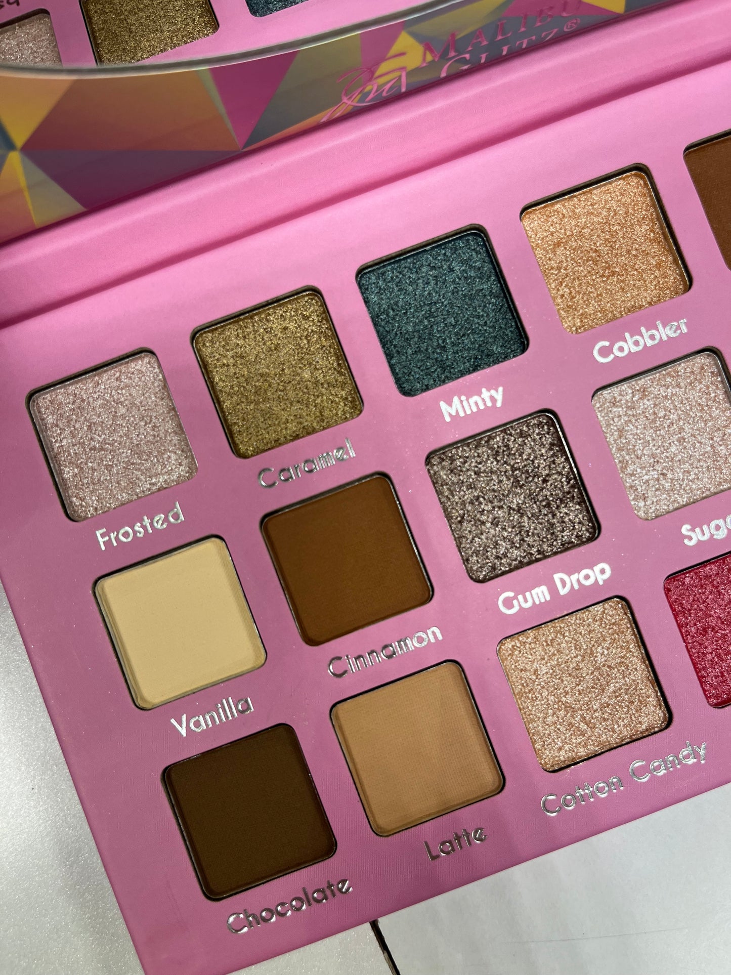 Malibu glitz eyeshadow / pastel pap