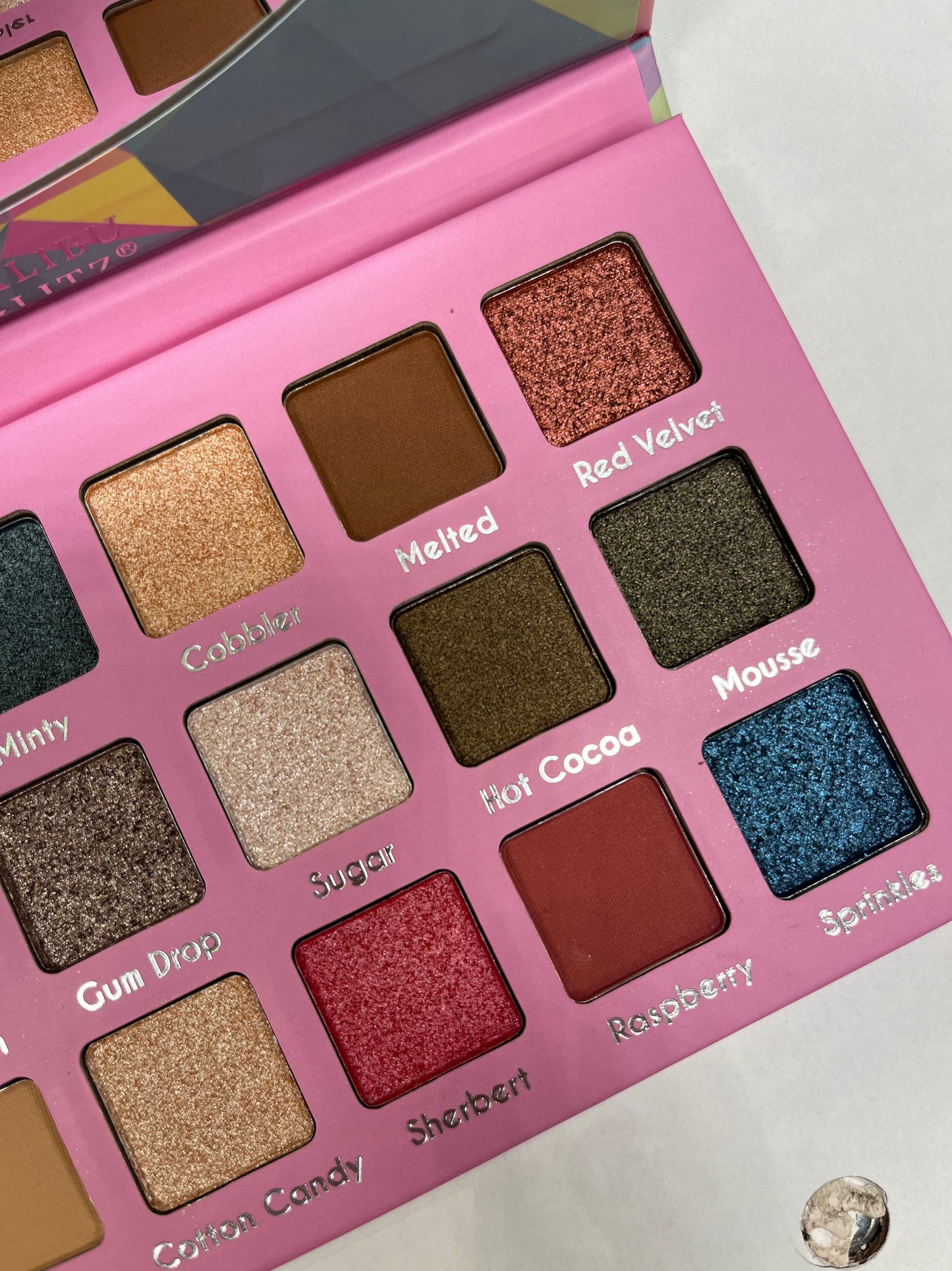 Malibu glitz eyeshadow / pastel pap