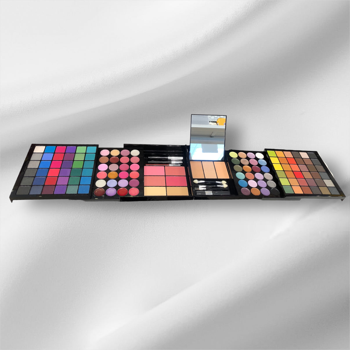 Malibu Glitz 132 Color Palettes Professor Studio Makeup Artist Kit ...