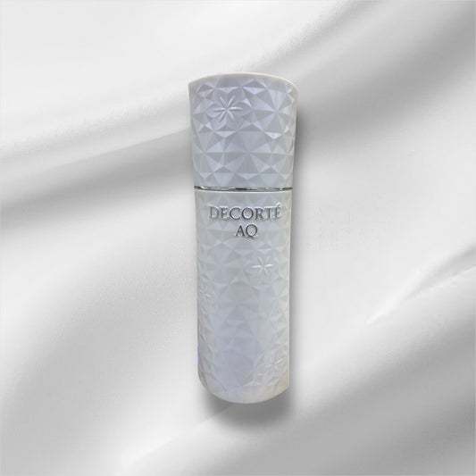 Decorte AQ whitening emulsion