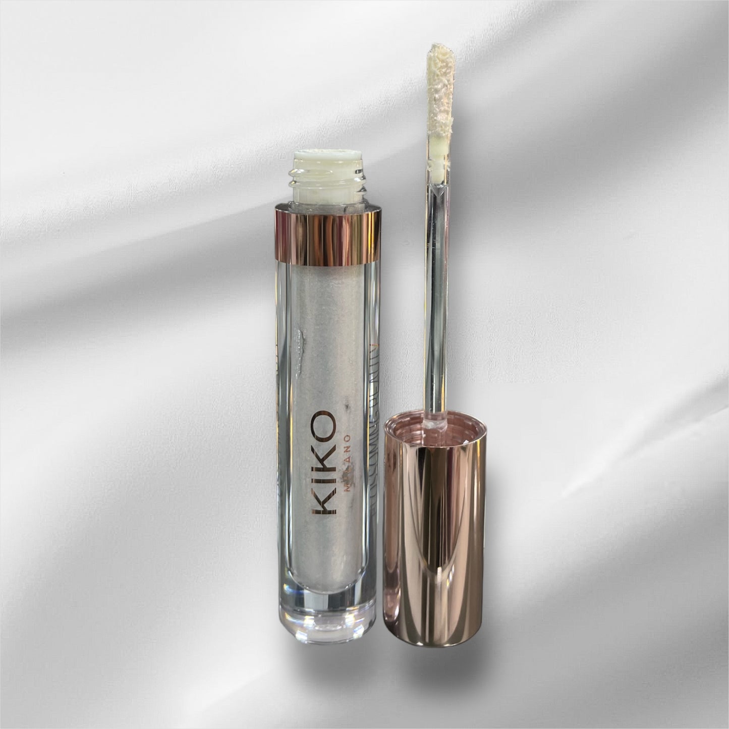 Kiko Blossoming Beauty Dazzling Liquid Eyeshadow