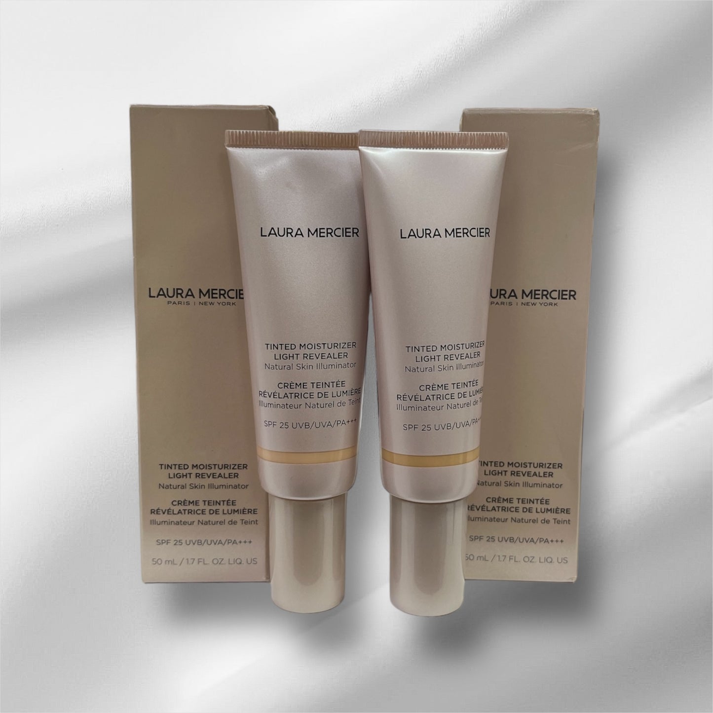 Laura Mercier Tinted Moisturizer Light Revealer