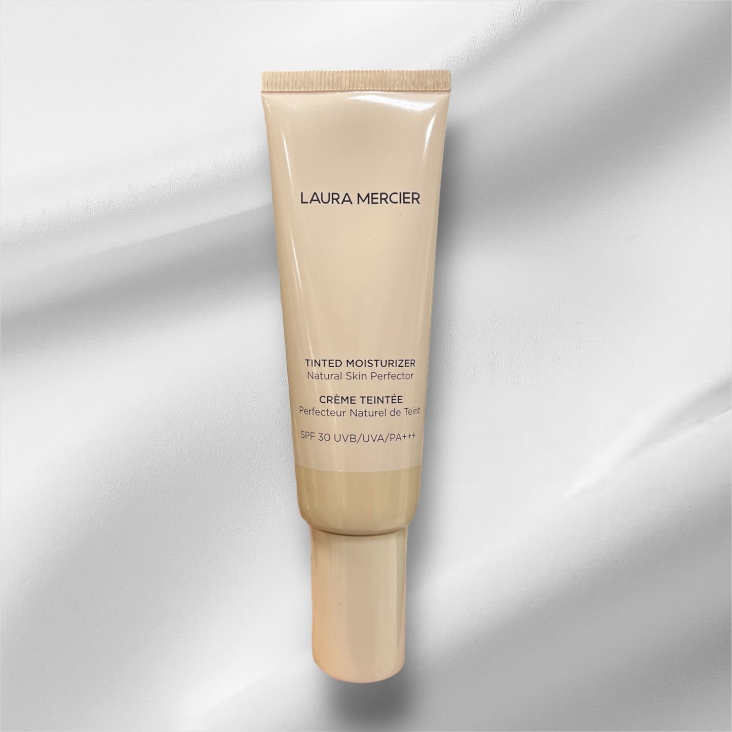 Laura Mercier Tinted Moisturizer Light Revealer