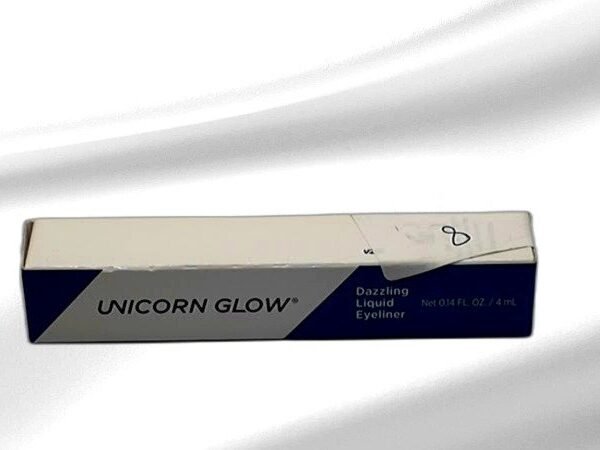 Dazzling Liquid Eyeliner