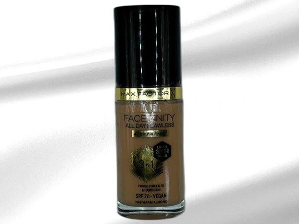 Facefinity All Day Flawless Airbrush Finish