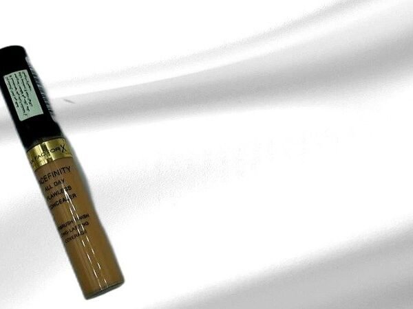 Facefinity All Day Flawless Concealer