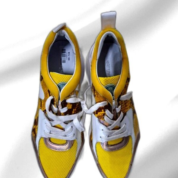 UNITED SHOES