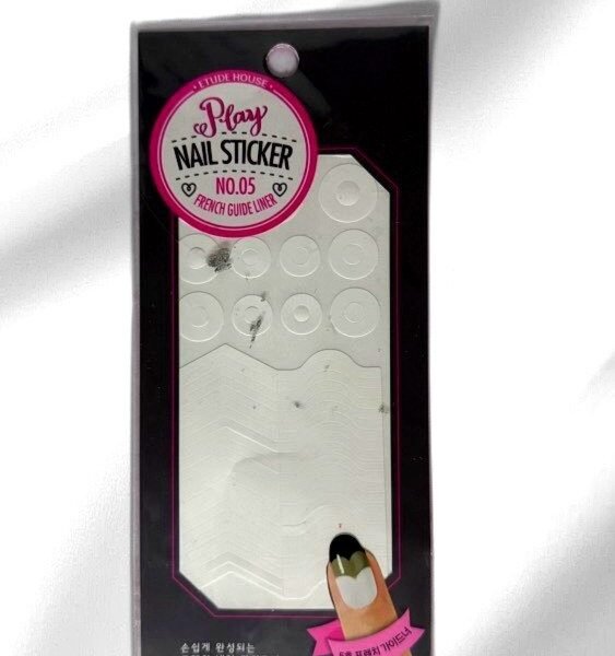 ETUDE HOUSE PLAY NAIL STICKER NO 05 FRENCH GUIDE LINER