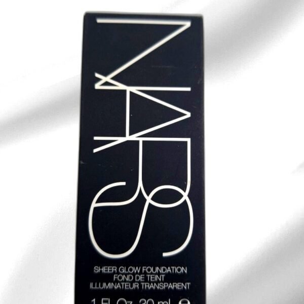 NARS SHEER GLOW FOUNDATIONFOND DE TENTLLUMINATEUR TRANSPARENT1A. OZ, 30 MLE