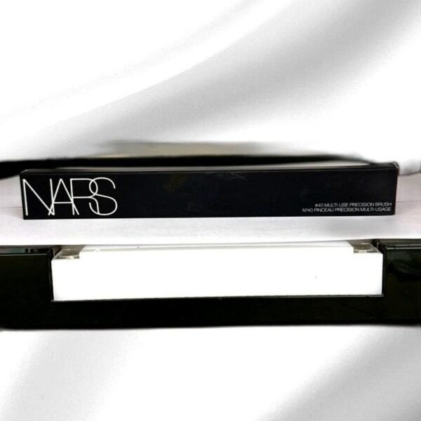 NARS #40 MULTI USE PRECISION BRUSH