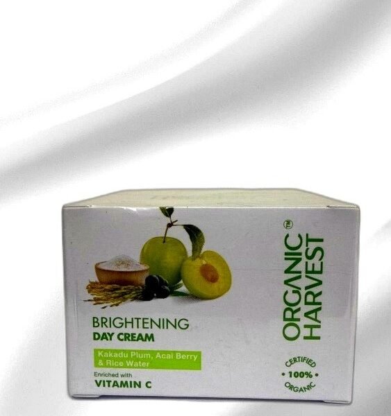 ORGANIC HARVEST BRIGHTENING DAY CREAM VITAMIN C 50G