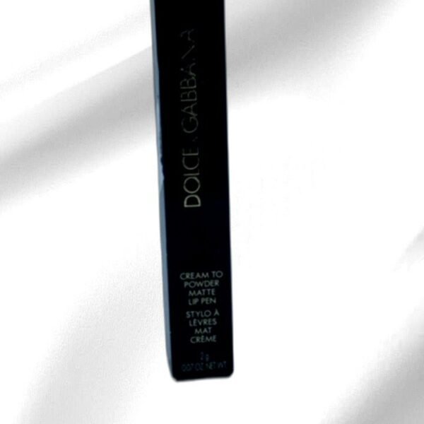 Cream to Powder Matte Lip Pen