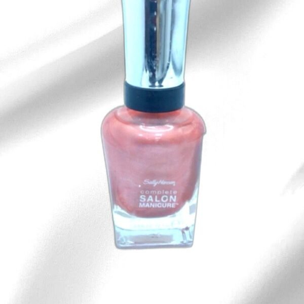 Complete Salon Manicure