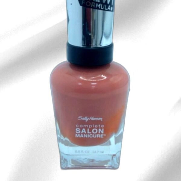 Complete Salon Manicure