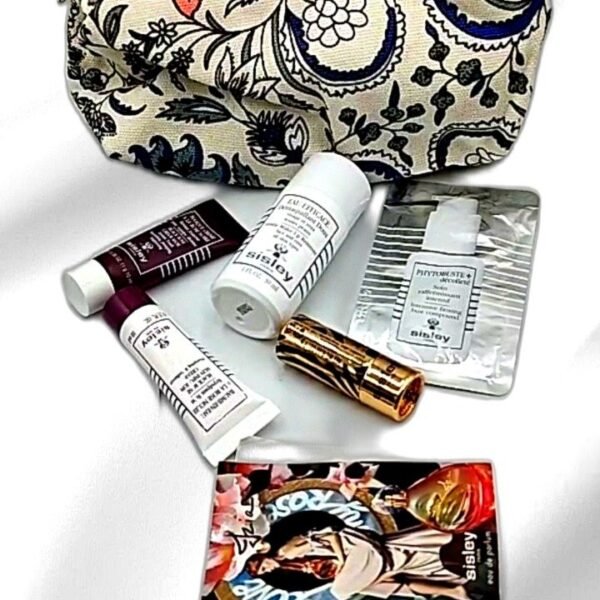 Travel Cosmetic Set